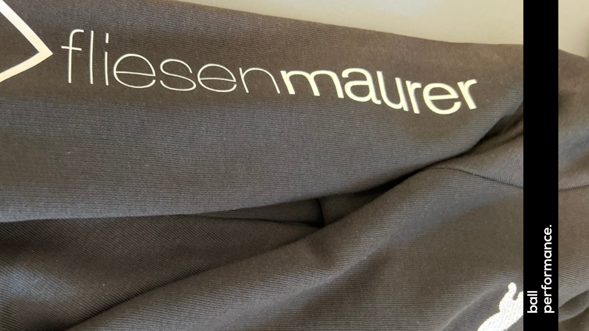 Flocktransfer: Samtige Eleganz in der Textilveredelung